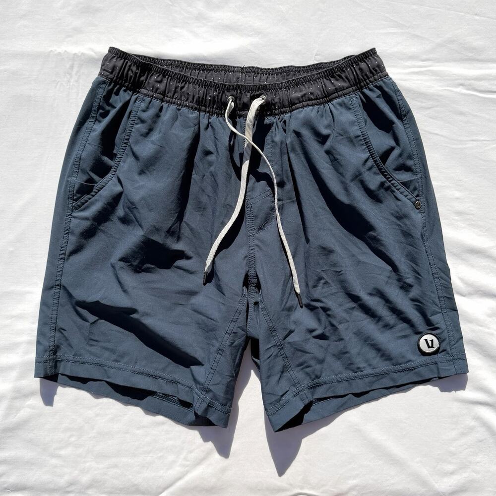 Vuori Kore Shorts Men’s Small Navy Blue Lined Athletic